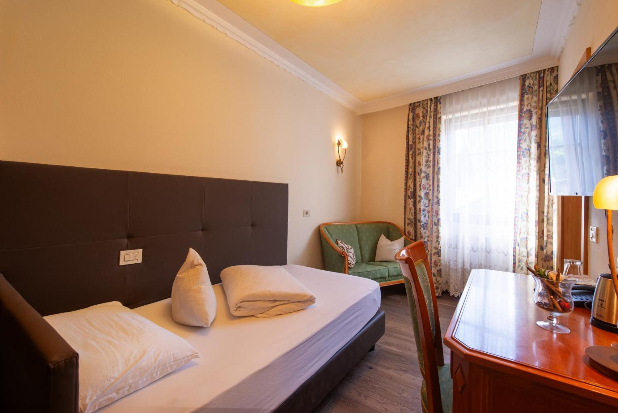 Hotel Engel Sluderno Ngoại thất bức ảnh